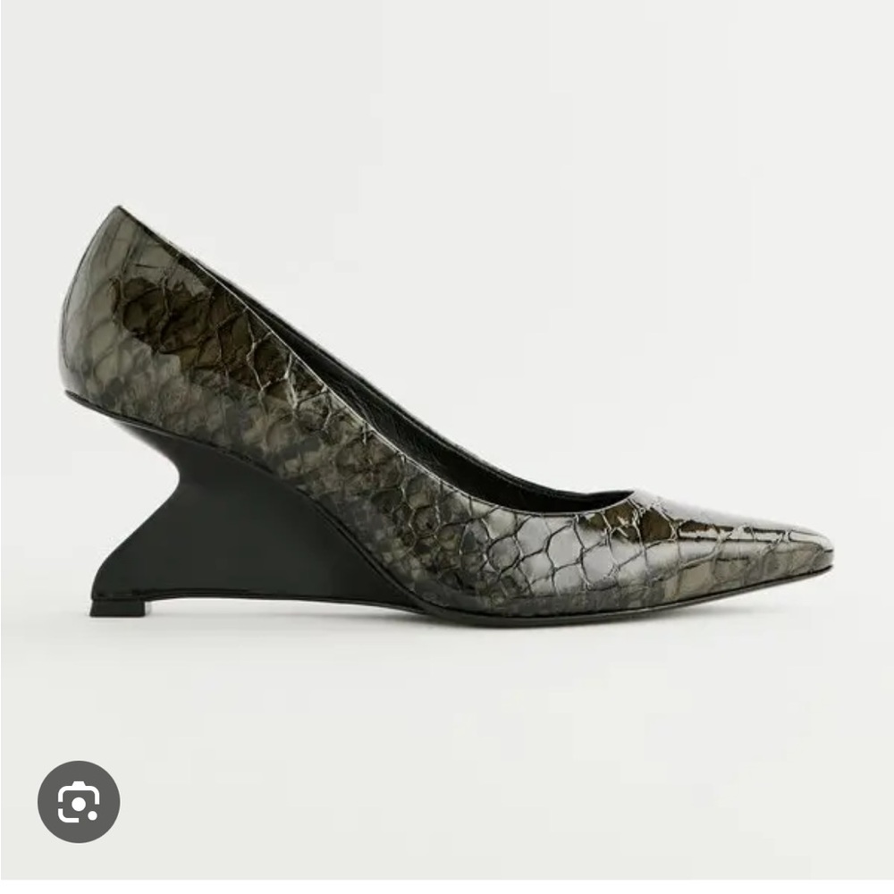Reformation Willa Pump Dark Olive Snake